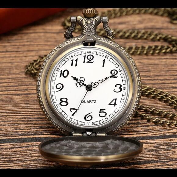 Golf Design Bronze Quartz Pocket Watch - Picture 3 of 5